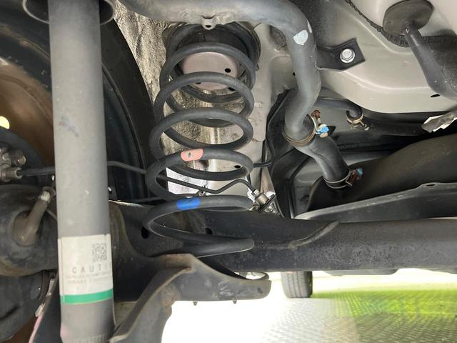 ミラココア ココアＬ　ＳＤナビ　バックカメラ　禁煙車　ＨＩＤヘッド　アイドリングストップ　アームレスト　電動格納ミラー（21枚目）