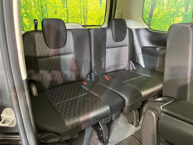 セレナ ハイウェイスターＶ　両側電動ドア　９インチナビ　全周囲カメラ　寒冷地仕様　インテリジェントエマージェンシーブレーキ　プロパイロット　禁煙車　シートヒーター　ドラレコ　コーナーセンサー　スマートキー　ＬＥＤヘッド　ＥＴＣ（10枚目）