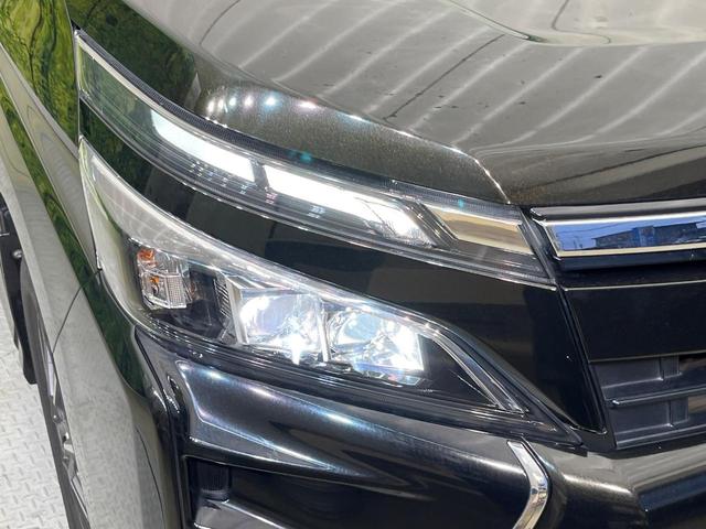 ヴォクシー ＺＳ　両側電動ドア　９型ナビ　後席モニター　バックカメラ　セーフティセンス　禁煙車　ドラレコ　スマートキー　ＬＥＤヘッド　ビルトインＥＴＣ　クルコン　純正１６インチアルミ　オートハイビーム　オートライト（13枚目）