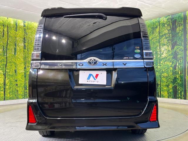 ヴォクシー ＺＳ　両側電動ドア　９型ナビ　後席モニター　バックカメラ　セーフティセンス　禁煙車　ドラレコ　スマートキー　ＬＥＤヘッド　ビルトインＥＴＣ　クルコン　純正１６インチアルミ　オートハイビーム　オートライト（16枚目）