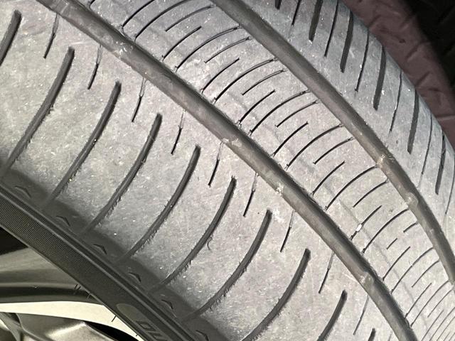 ヴォクシー ＺＳ　両側電動ドア　９型ナビ　後席モニター　バックカメラ　セーフティセンス　禁煙車　ドラレコ　スマートキー　ＬＥＤヘッド　ビルトインＥＴＣ　クルコン　純正１６インチアルミ　オートハイビーム　オートライト（35枚目）