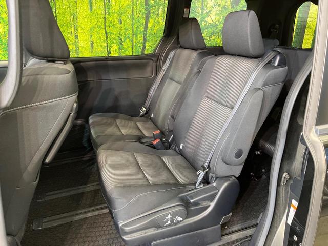 ヴォクシー ＺＳ　両側電動ドア　９型ナビ　後席モニター　バックカメラ　セーフティセンス　禁煙車　ドラレコ　スマートキー　ＬＥＤヘッド　ビルトインＥＴＣ　クルコン　純正１６インチアルミ　オートハイビーム　オートライト（41枚目）