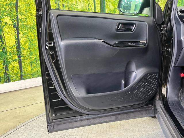 ヴォクシー ＺＳ　両側電動ドア　９型ナビ　後席モニター　バックカメラ　セーフティセンス　禁煙車　ドラレコ　スマートキー　ＬＥＤヘッド　ビルトインＥＴＣ　クルコン　純正１６インチアルミ　オートハイビーム　オートライト（46枚目）