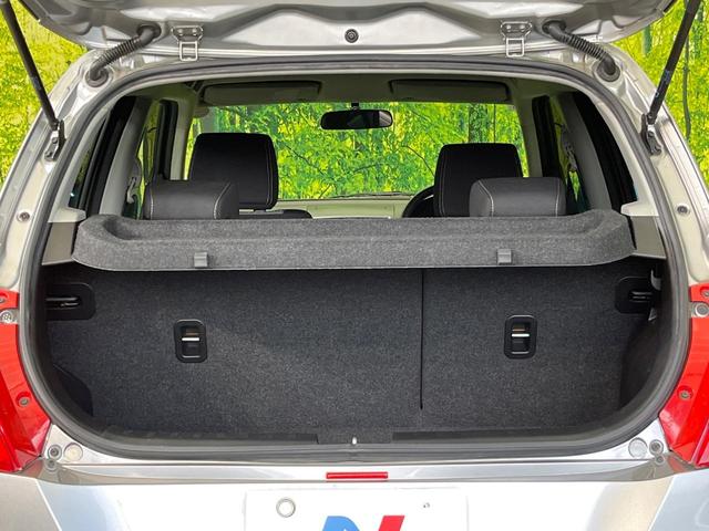 スイフト ＲＳ　ＭＴ車　禁煙車　スマートキー　ＥＴＣ　純正１６インチアルミ　オートライト　オートエアコン　ＣＤ再生　フォグライト　ドアバイザー（10枚目）