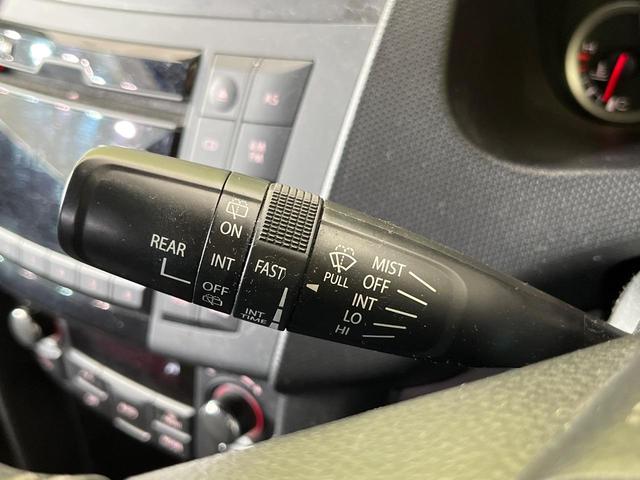 スイフト ＲＳ　ＭＴ車　禁煙車　スマートキー　ＥＴＣ　純正１６インチアルミ　オートライト　オートエアコン　ＣＤ再生　フォグライト　ドアバイザー（46枚目）