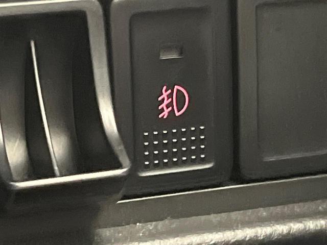 スイフト ＲＳ　ＭＴ車　禁煙車　スマートキー　ＥＴＣ　純正１６インチアルミ　オートライト　オートエアコン　ＣＤ再生　フォグライト　ドアバイザー（48枚目）