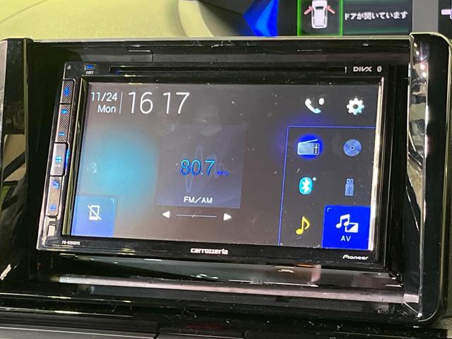 タント カスタムＸ　両側電動ドア　バックカメラ　スマートアシスト　禁煙車　シートヒーター　ハーフレザーシート　ドラレコ　コーナーセンサー　ディスプレイオーディオ　スマートキー　ＬＥＤヘッド　ＥＴＣ　オートハイビーム（3枚目）