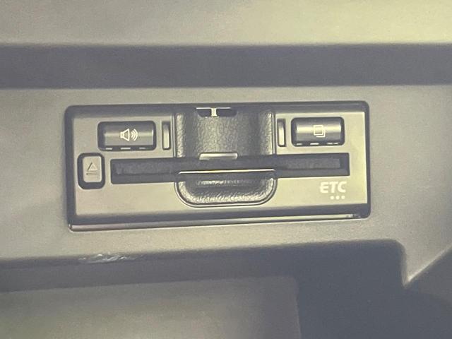 ソリオ ハイブリッドＭＺ　両側電動ドア　純正８型ナビ　セーフティサポート　アダプティブクルーズ　禁煙車　ドラレコ　シートヒーター　コーナーセンサー　スマートキー　ＬＥＤヘッド　ＥＴＣ　車線逸脱警報　オートハイビーム（7枚目）