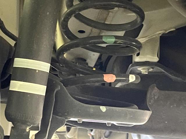 ソリオ ハイブリッドＭＺ　両側電動ドア　純正８型ナビ　セーフティサポート　アダプティブクルーズ　禁煙車　ドラレコ　シートヒーター　コーナーセンサー　スマートキー　ＬＥＤヘッド　ＥＴＣ　車線逸脱警報　オートハイビーム（20枚目）