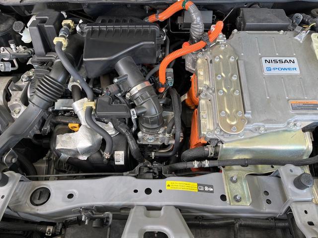 キックス Ｘ　純正９インチナビ　全周囲カメラ　インテリジェントエマージェンシーブレーキ　プロパイロット　インテリジェントルームミラー　禁煙車　ハーフレザーシート　ドラレコ　コーナーセンサー　ＬＥＤヘッド　ＥＴＣ（18枚目）