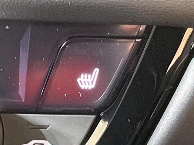 ヴェゼル ｅ：ＨＥＶ　Ｚ　登録済未使用車　純正９型ナビ　全周囲カメラ　ホンダセンシング　レーダークルーズ　電動リアゲート　ハーフレザーシート　シートヒーター　コーナーセンサー　スマートキー　ＬＥＤヘッド　ＥＴＣ２．０（6枚目）