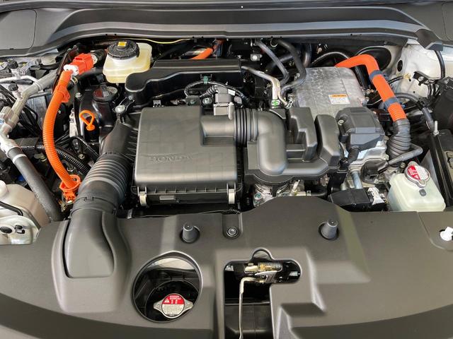 ヴェゼル ｅ：ＨＥＶ　Ｚ　登録済未使用車　純正９型ナビ　全周囲カメラ　ホンダセンシング　レーダークルーズ　電動リアゲート　ハーフレザーシート　シートヒーター　コーナーセンサー　スマートキー　ＬＥＤヘッド　ＥＴＣ２．０（18枚目）