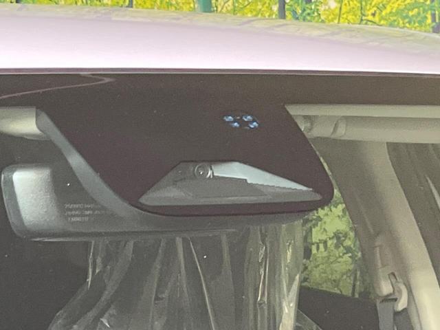 ヴェゼル ｅ：ＨＥＶ　Ｚ　登録済未使用車　純正９型ナビ　全周囲カメラ　ホンダセンシング　レーダークルーズ　電動リアゲート　ハーフレザーシート　シートヒーター　コーナーセンサー　スマートキー　ＬＥＤヘッド　ＥＴＣ２．０（31枚目）