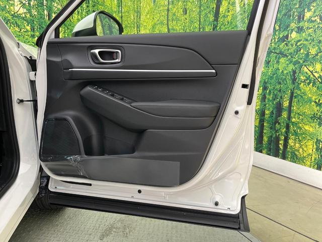 ヴェゼル ｅ：ＨＥＶ　Ｚ　登録済未使用車　純正９型ナビ　全周囲カメラ　ホンダセンシング　レーダークルーズ　電動リアゲート　ハーフレザーシート　シートヒーター　コーナーセンサー　スマートキー　ＬＥＤヘッド　ＥＴＣ２．０（46枚目）