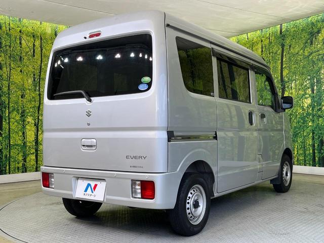 エブリイ ＰＣリミテッド　純正ＳＤナビ　バックカメラ　セーフティサポート　禁煙車　ドラレコ　コーナーセンサー　ＥＴＣ　オートマチックハイビーム　車線逸脱警報　オートライト　Ｂｌｕｅｔｏｏｔｈ　ＣＤ　ＤＶＤ再生　フルセグ（17枚目）