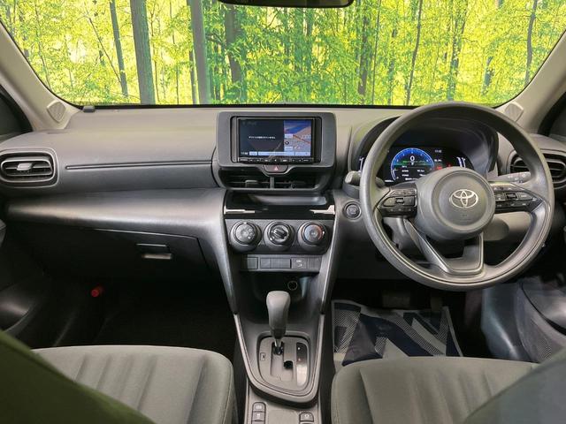 ヤリスクロス Ｘ　メモリーナビ　バックカメラ　セーフティセンス　レーダークルーズ　禁煙車　ドラレコ　レーンキープ　スマートキー　ＥＴＣ　オートマチックハイビーム　オートライト　Ｂｌｕｅｔｏｏｔｈ　フルセグ（2枚目）