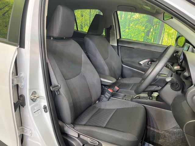 ヤリスクロス Ｇ　バックカメラ　セーフティセンス　レーダークルーズ　禁煙車　ドラレコ　コーナーセンサー　純正８インチディスプレイオーディオ　スマートキー　ＥＴＣ　オートハイビーム　車線逸脱警報　オートライト（8枚目）