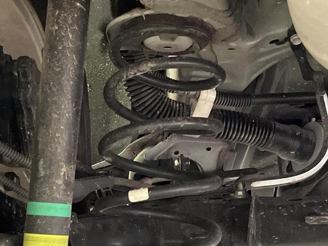 ヤリスクロス Ｇ　バックカメラ　セーフティセンス　レーダークルーズ　禁煙車　ドラレコ　コーナーセンサー　純正８インチディスプレイオーディオ　スマートキー　ＥＴＣ　オートハイビーム　車線逸脱警報　オートライト（20枚目）