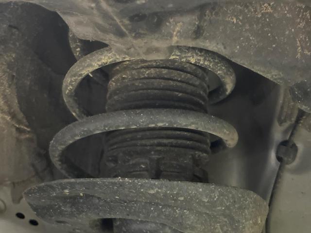 ヤリスクロス Ｇ　バックカメラ　セーフティセンス　レーダークルーズ　禁煙車　ドラレコ　コーナーセンサー　純正８インチディスプレイオーディオ　スマートキー　ＥＴＣ　オートハイビーム　車線逸脱警報　オートライト（21枚目）