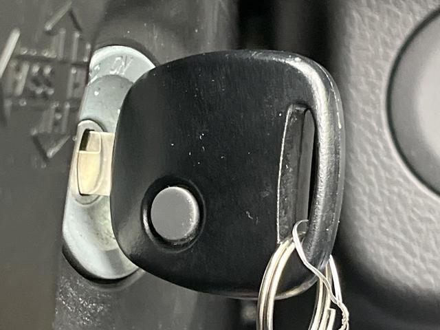 アルト Ｆ　禁煙車　オートギヤシフト　オーディオ　ＣＤ再生（4枚目）