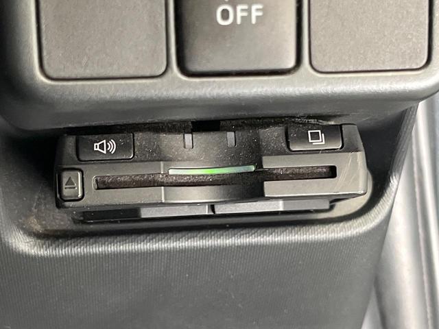 アクア S TRDエアロ 純正ナビ バックカメラ スマートキー LEDヘッド 純正16インチアルミ フロントフォグ オートライト ETC オートエアコン Bluetooth再生 ステアリングスイッチ(7枚目)