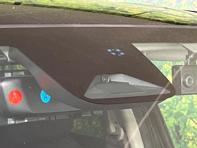 ヴェゼル e:HEV Z SDナビ ホンダセンシング アダプティブクルーズコントロール 禁煙車 ハーフレザーシート シートヒーター ドラレコ コーナーセンサー レーンキープ スマートキー LEDヘッド ETC(5枚目)