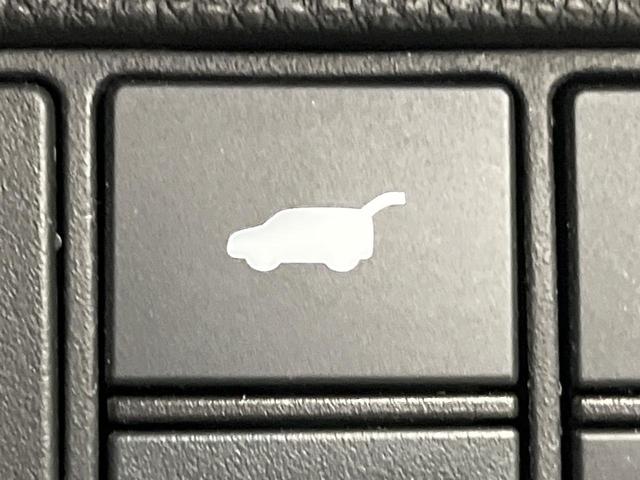 ヴェゼル ｅ：ＨＥＶ　Ｚ　全周囲カメラ　ホンダセンシング　アダプティブクルーズコントロール　禁煙車　電動リアゲート　ハーフレザーシート　ドラレコ　スマートキー　ＬＥＤヘッド　ＥＴＣ２．０　純正１８インチアルミ　オートハイビーム（6枚目）