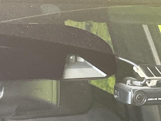 ノート ｅ－パワーニスモ　純正ＳＤナビ　全周囲カメラ　衝突被害軽減システム　禁煙車　ドラレコ　コーナーセンサー　スマートキー　ＬＥＤヘッド　ＥＴＣ　車線逸脱警報　オートライト　オートエアコン　Ｂｌｕｅｔｏｏｔｈ　ＣＤ（33枚目）