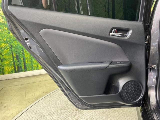 プリウス Ａ　フルエアロ　純正ＳＤナビ　全周囲カメラ　衝突被害軽減システム　レーダークルーズ　禁煙車　パワーシート　ドラレコ　コーナーセンサー　スマートキー　ＬＥＤヘッド　ビルトインＥＴＣ　純正１５インチアルミ（60枚目）