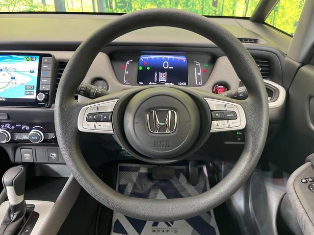 フィット クロスター　純正９インチＳＤナビ　フロント・バックカメラ　ホンダセンシング　アダプティブクルーズコントロール　禁煙車　ドラレコ　コーナーセンサー　レーンキープ　スマートキー　ＬＥＤヘッド　ルーフレール　ＥＴＣ（11枚目）