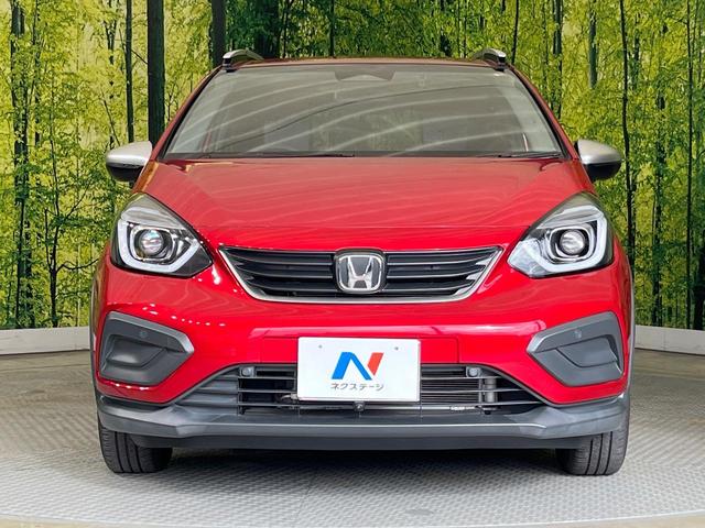 フィット クロスター　純正９インチＳＤナビ　フロント・バックカメラ　ホンダセンシング　アダプティブクルーズコントロール　禁煙車　ドラレコ　コーナーセンサー　レーンキープ　スマートキー　ＬＥＤヘッド　ルーフレール　ＥＴＣ（14枚目）