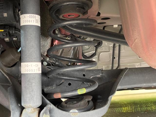 フィット クロスター　純正９インチＳＤナビ　フロント・バックカメラ　ホンダセンシング　アダプティブクルーズコントロール　禁煙車　ドラレコ　コーナーセンサー　レーンキープ　スマートキー　ＬＥＤヘッド　ルーフレール　ＥＴＣ（21枚目）