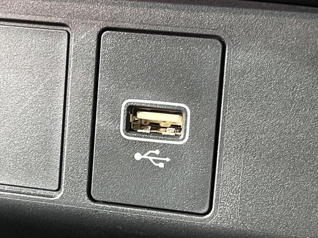 フィット クロスター　純正９インチＳＤナビ　フロント・バックカメラ　ホンダセンシング　アダプティブクルーズコントロール　禁煙車　ドラレコ　コーナーセンサー　レーンキープ　スマートキー　ＬＥＤヘッド　ルーフレール　ＥＴＣ（47枚目）