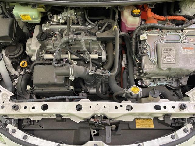 アクア Ｓ　純正ＳＤナビ　バックカメラ　禁煙車　スマートキー　ＥＴＣ　オートライト　オートエアコン　Ｂｌｕｅｔｏｏｔｈ　ＣＤ　ＤＶＤ再生（18枚目）