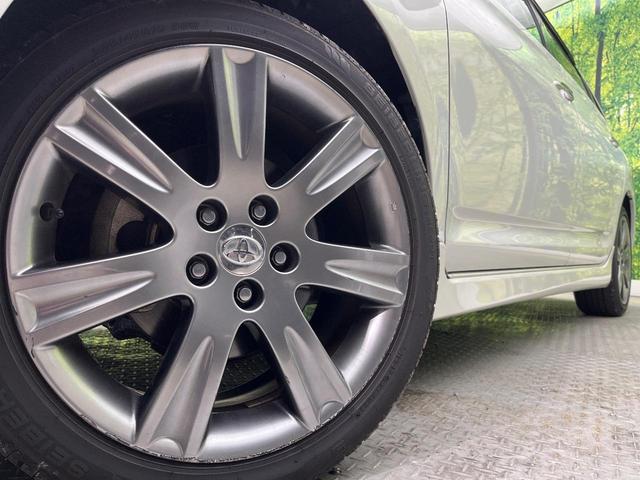 マークＸジオ エアリアル　純正ＳＤナビ　バックカメラ　禁煙車　スマートキー　ＨＩＤヘッド　ＥＴＣ　純正１８インチアルミ　オートライト　デュアルオートエアコン　ＣＤ再生　ＤＶＤ再生　フルセグ　電動格納ミラー　アームレスト（14枚目）