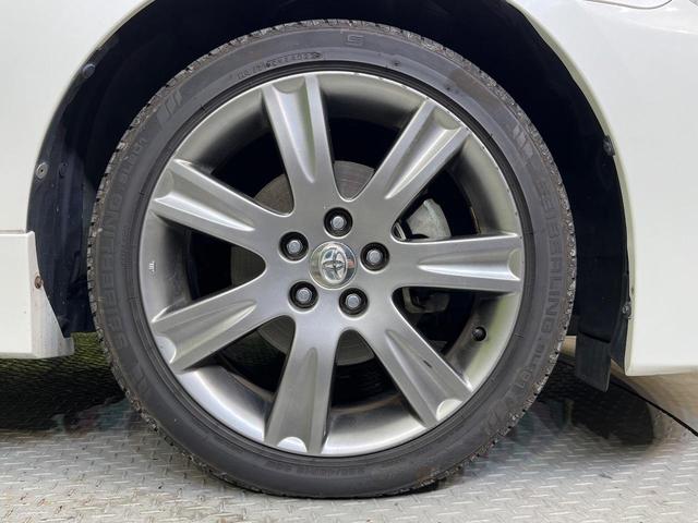 マークＸジオ エアリアル　純正ＳＤナビ　バックカメラ　禁煙車　スマートキー　ＨＩＤヘッド　ＥＴＣ　純正１８インチアルミ　オートライト　デュアルオートエアコン　ＣＤ再生　ＤＶＤ再生　フルセグ　電動格納ミラー　アームレスト（31枚目）