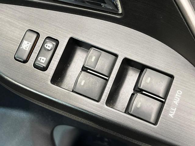 マークＸジオ エアリアル　純正ＳＤナビ　バックカメラ　禁煙車　スマートキー　ＨＩＤヘッド　ＥＴＣ　純正１８インチアルミ　オートライト　デュアルオートエアコン　ＣＤ再生　ＤＶＤ再生　フルセグ　電動格納ミラー　アームレスト（56枚目）