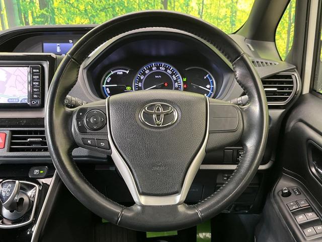 エスクァイア ハイブリッドＸｉ　電動スライドドア　純正ナビ　バックカメラ　セーフティセンス　禁煙車　シートヒーター　ドラレコ　スマートキー　ＬＥＤヘッド　ビルトインＥＴＣ　純正１５インチアルミ　オートハイビーム　オートライト（12枚目）