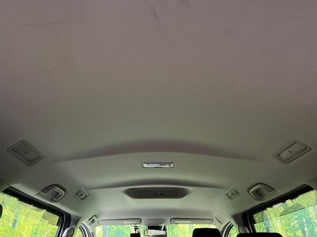 エスクァイア ハイブリッドＸｉ　電動スライドドア　純正ナビ　バックカメラ　セーフティセンス　禁煙車　シートヒーター　ドラレコ　スマートキー　ＬＥＤヘッド　ビルトインＥＴＣ　純正１５インチアルミ　オートハイビーム　オートライト（46枚目）