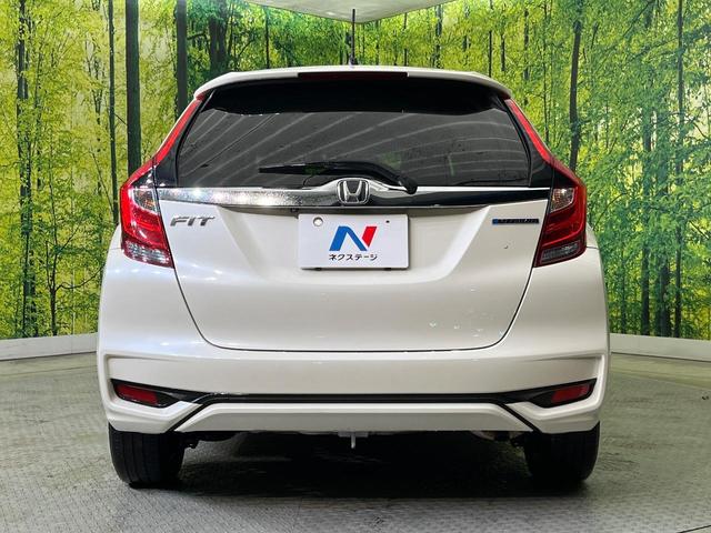 フィットハイブリッド Ｌ　ホンダセンシング　純正ＳＤナビ　バックカメラ　ホンダセンシング　アダプティブクルーズコントロール　禁煙車　ハーフレザーシート　ドラレコ　コーナーセンサー　スマートキー　ＬＥＤヘッド　ＥＴＣ　誤発進抑制機能　オートライト（15枚目）