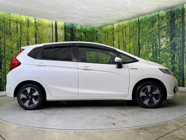 フィットハイブリッド Ｌ　ホンダセンシング　純正ＳＤナビ　バックカメラ　ホンダセンシング　アダプティブクルーズコントロール　禁煙車　ハーフレザーシート　ドラレコ　コーナーセンサー　スマートキー　ＬＥＤヘッド　ＥＴＣ　誤発進抑制機能　オートライト（27枚目）