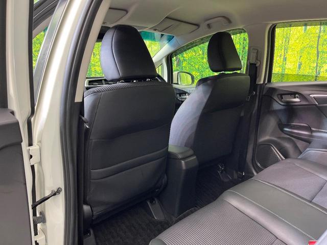 フィットハイブリッド Ｌ　ホンダセンシング　純正ＳＤナビ　バックカメラ　ホンダセンシング　アダプティブクルーズコントロール　禁煙車　ハーフレザーシート　ドラレコ　コーナーセンサー　スマートキー　ＬＥＤヘッド　ＥＴＣ　誤発進抑制機能　オートライト（37枚目）