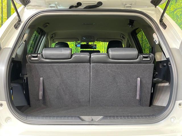 プリウスアルファ Ｓツーリングセレクション・Ｇ’ｓ　純正ナビ　バックカメラ　禁煙車　ハーフレザーシート　ドラレコ　スマートキー　ＬＥＤヘッド　ＥＴＣ　純正１８インチアルミ　オートライト　オートエアコン　Ｂｌｕｅｔｏｏｔｈ再生　ステアリングスイッチ（11枚目）