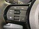 【ステアリングスイッチ】運転中、前方から目線をそらすことなく、オーディオ等の操作が可能な便利機能!安心&快適なドライブを演出してくれます♪