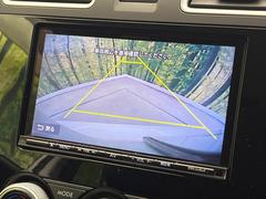 【バックカメラ】駐車時に後方がリアルタイム映像で確認できます。大型商業施設や立体駐車場での駐車時や、夜間のバック時に大活躍！運転スキルに関わらず、今や必須となった装備のひとつです！ 5