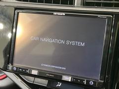 【８インチナビゲーション】使いやすいナビで目的地までしっかり案内してくれます。各種オーディオ再生機能も充実しており、お車の運転がさらに楽しくなります！！ 3