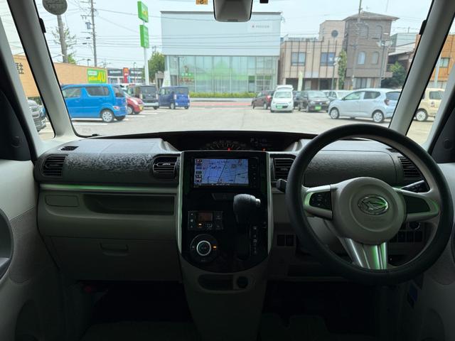 タント Ｘ　ＳＡＩＩ　車検２年　片側電動スライドドア　衝突被害軽減ブレーキ　スマートキー　　アイドリングストップ　ダイハツ純正ナビ　バックカメラ　電動格納ドアミラー　横滑り防止機能　ベンチシート（11枚目）