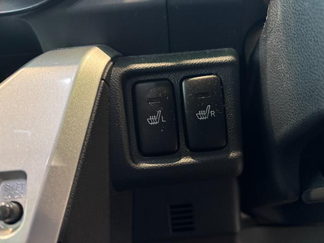 ★自動車保険もお任せ★　保険の専門店【保険のはなこ】には専門の知識を持ったスタッフとあいおいニッセイ同和損保・東京海上日動保険・損害保険ジャパンの３社取り扱いで任意保険もお気軽にご相談ください！！