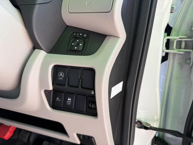 ★自動車保険もお任せ★　保険の専門店【保険のはなこ】には専門の知識を持ったスタッフとあいおいニッセイ同和損保・東京海上日動保険・損害保険ジャパンの３社取り扱いで任意保険もお気軽にご相談ください！！