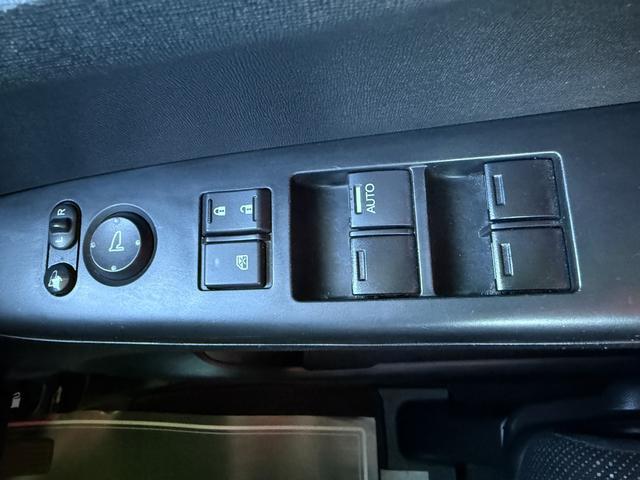 N-BOX G・Lパッケージ 車検2年 片側電動スライドドア 電動格納ドアミラー アイドリングストップ バックカメラ ETC セキュリティアラーム 横滑り防止機能 イクリプスナビ ベンチシート パワーウインドウ 保証あり(21枚目)